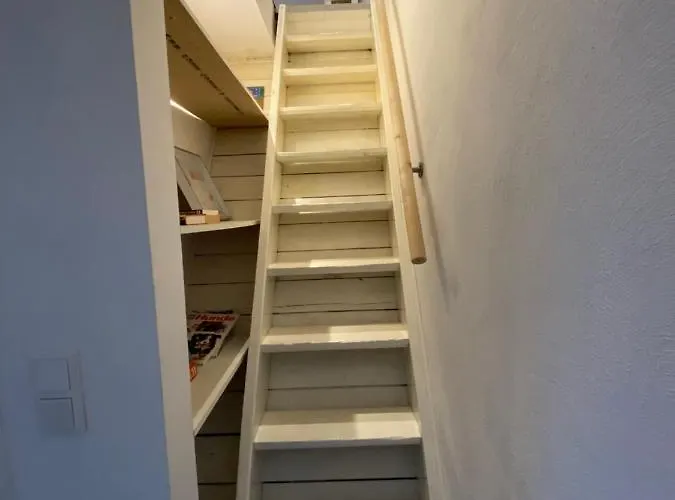 בית נופש Ueber Den Daechern Von Neheim I *