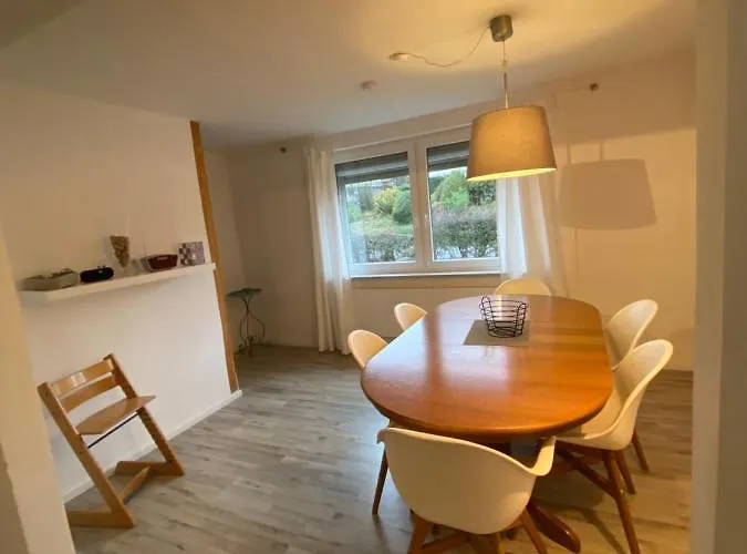 über Den Dächern Von Neheim I Сasa de vacaciones